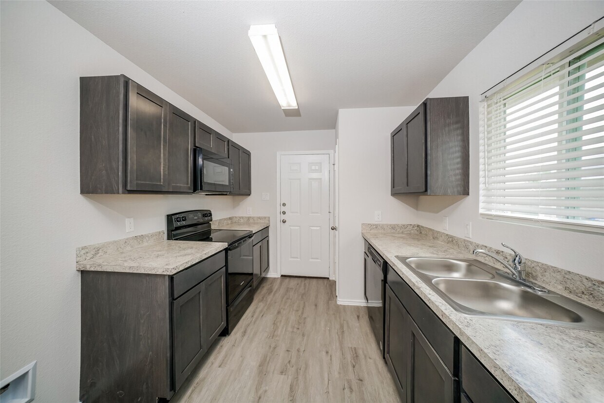 Foto principal - 219 Blue Crane St