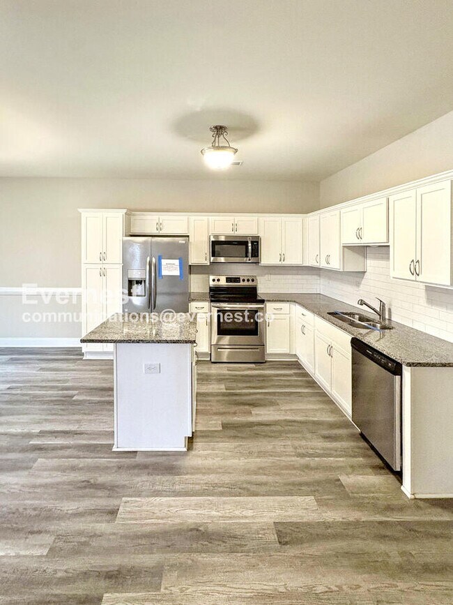 Building Photo - 25 Joshua Ct