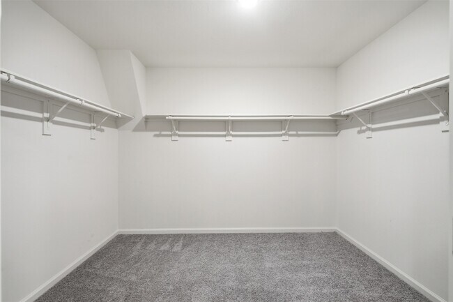Building Photo - 21630 Cottage Ln