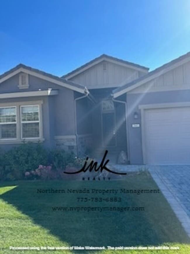 Building Photo - Beautiful Genoa Home