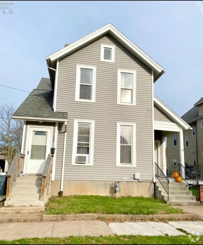 Duplex for Rent in Sandusky, OH 1 Rentals
