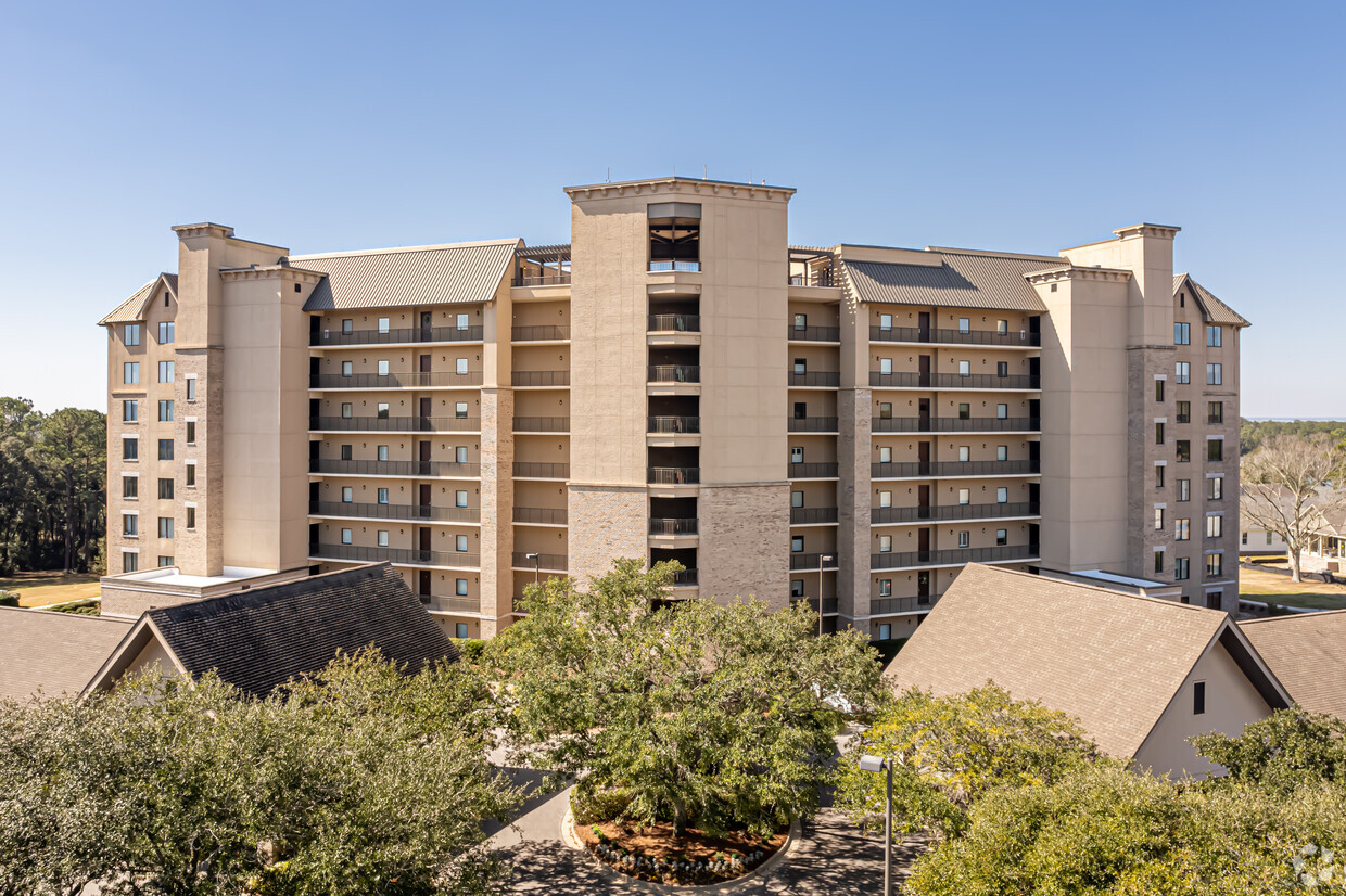 Building Photo - The Colony at the Grand