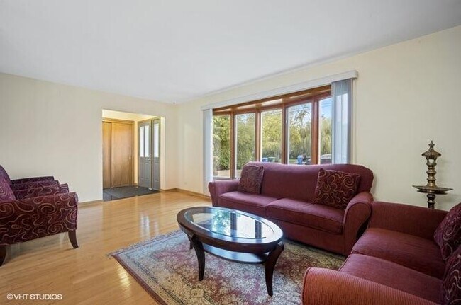 Foto del edificio - 9144 N Lincoln Ave