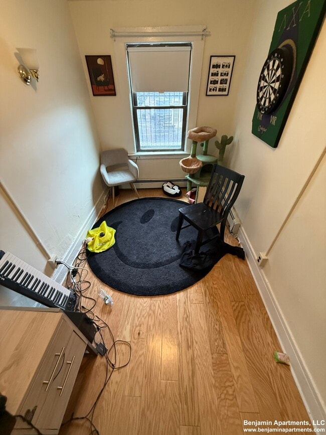 Foto del edificio - 94 W Cedar St