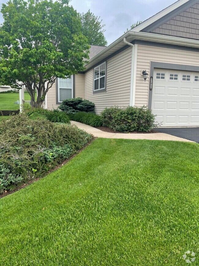 Apartments For Rent in New Milford IL with Extra Storage 2 Rentals