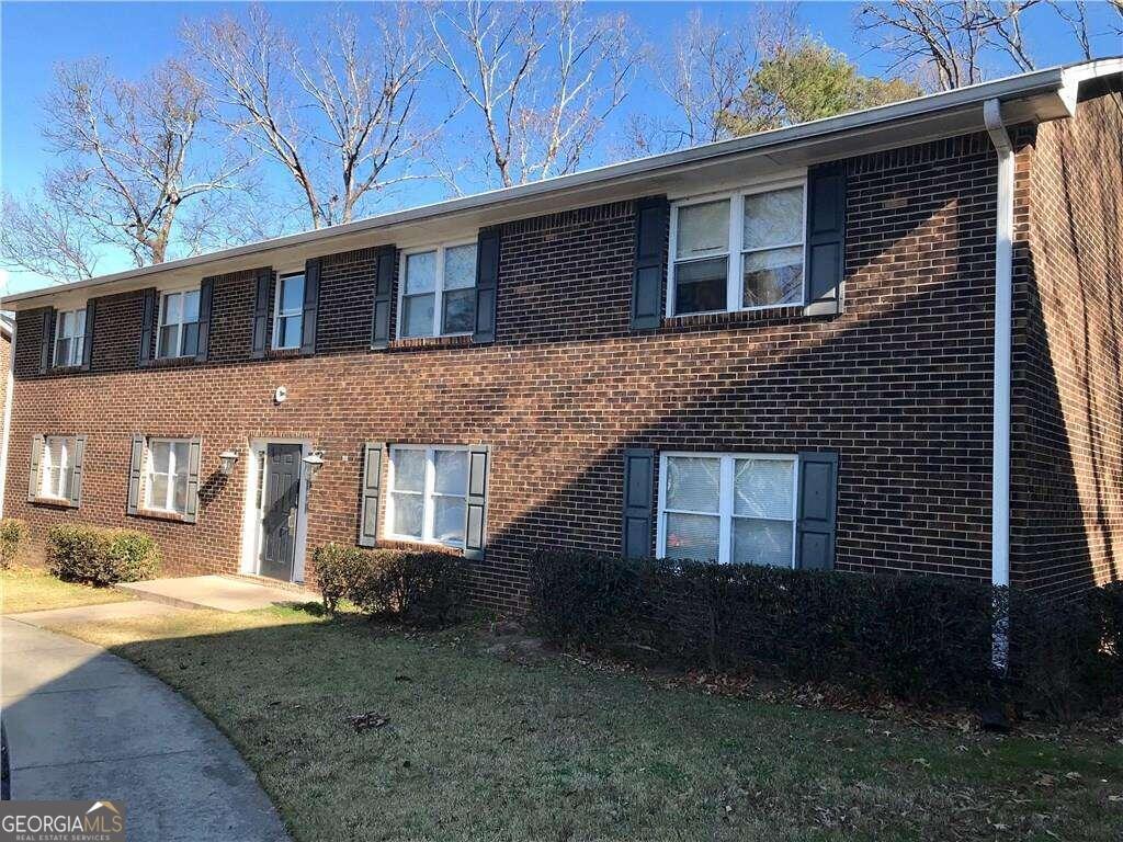Primary Photo - 373 Stone Mountain St