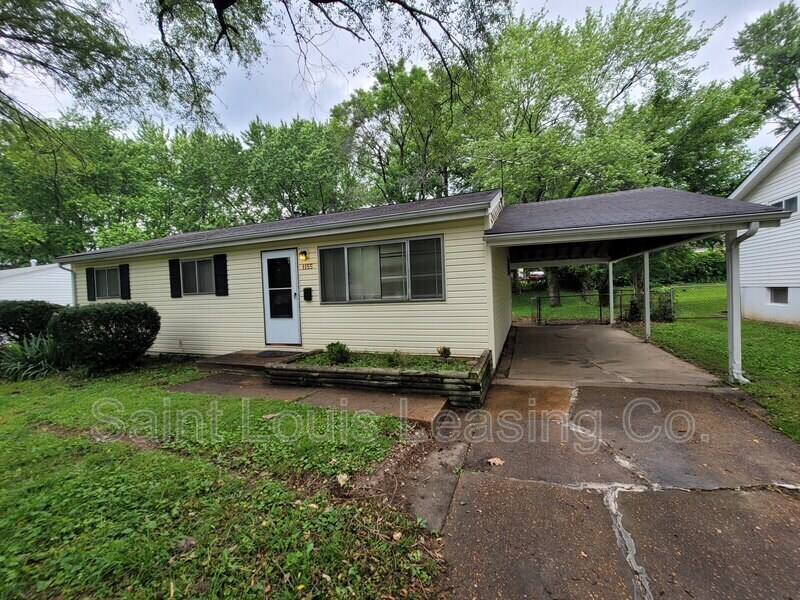 1155 Penhurst Dr, Florissant, MO 63033 House Rental in Florissant, MO
