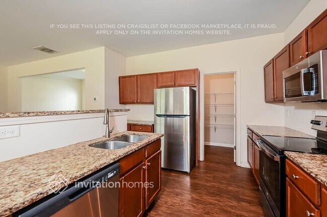 Foto del edificio - 4032 Oak Field Dr