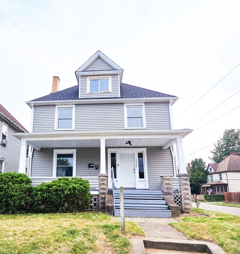Primary Photo - 1220 8th St NW