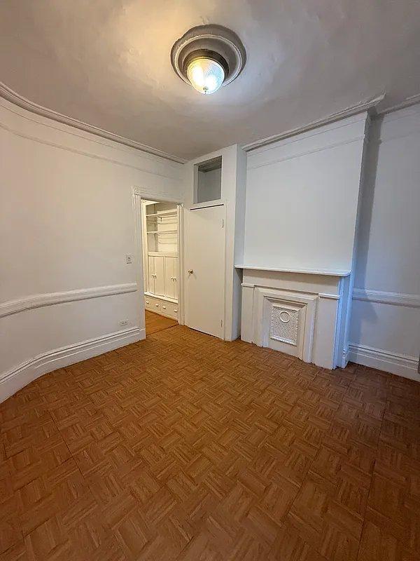 Building Photo - 1 bedroom in New York NY 10019