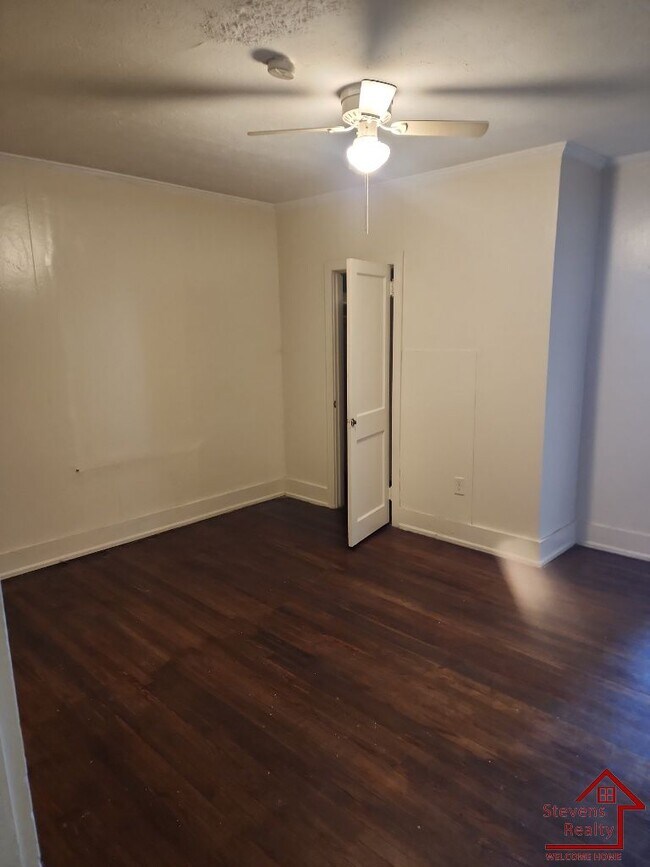Foto del edificio - 414 W Bockman Way