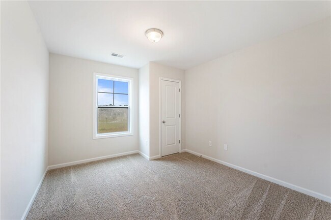 Foto del edificio - 105 Weaver Way