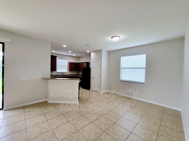 Building Photo - 926 SW 32nd Terrace