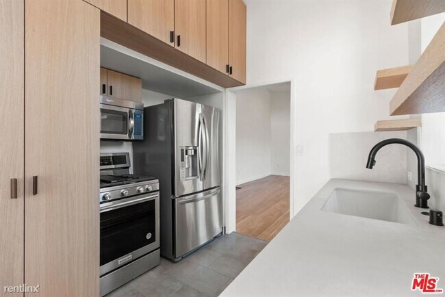 Foto del edificio - 3 br, 2 bath House - 8226 Mannix Dr