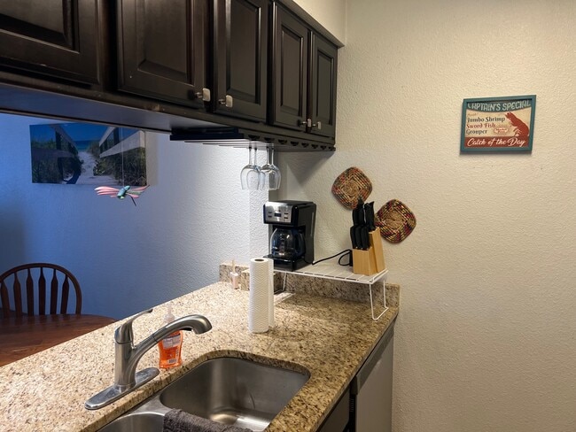Building Photo - 15409 Gun Cay Ct