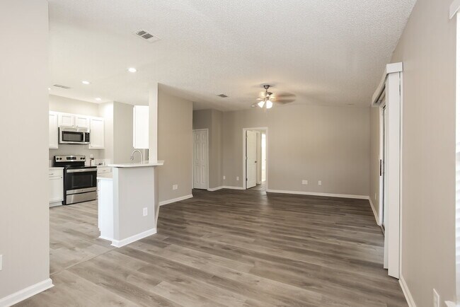 Building Photo - 3272 Net Ct