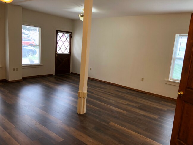 Foto del edificio - 821 Cherry St