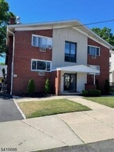 Building Photo - 117 W 3rd Ave