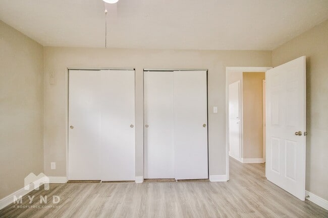 Building Photo - 5011 Pieper Blvd
