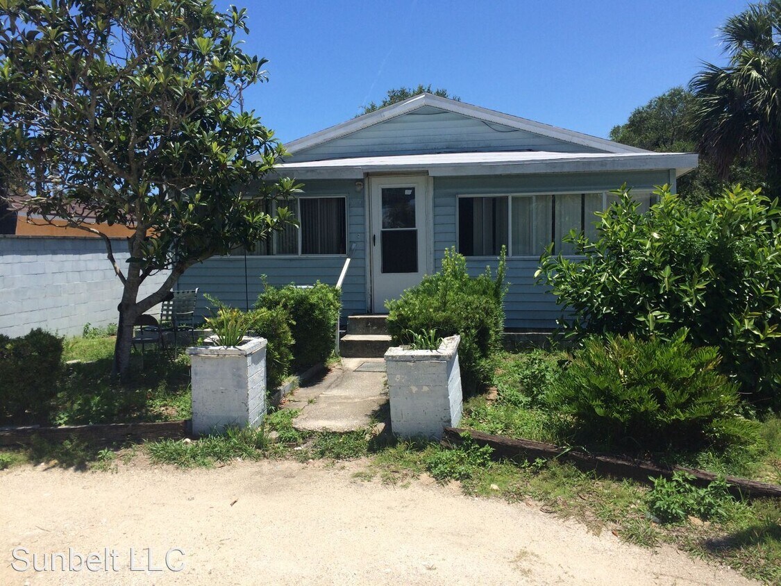 3 br, 1 bath House 250 Selden Ave. House for Rent in Ormond Beach, FL