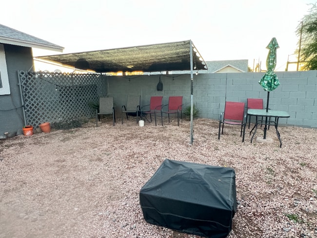 Building Photo - 2019 E Southern Ave