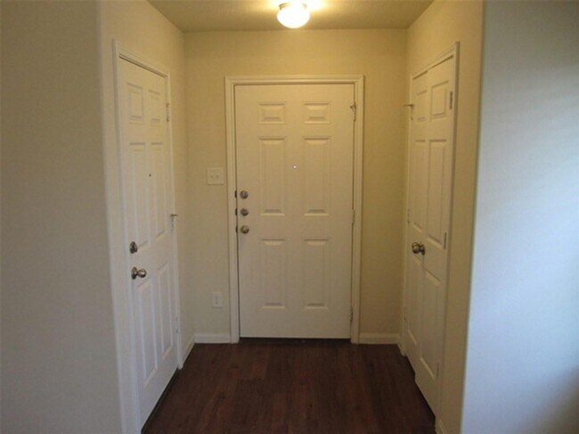 Foto del edificio - 21422 Partha Way