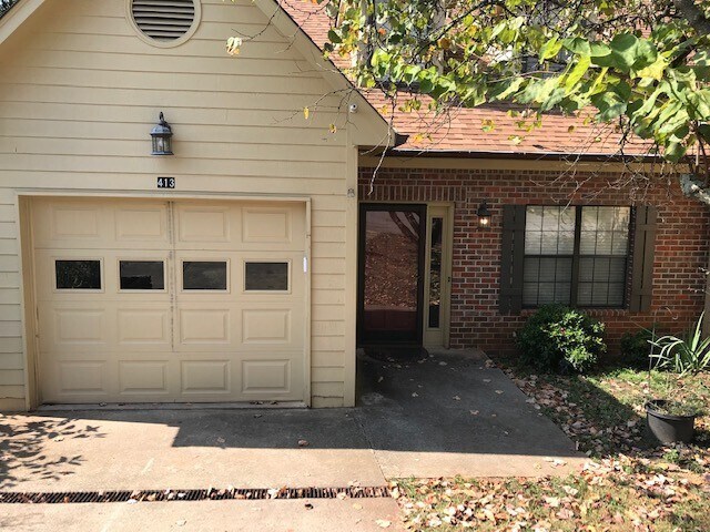 Primary Photo - Maryville 37803 - 3 bedroom condo with bon...