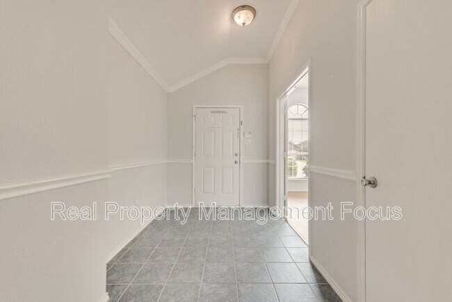 Photo - 1004 Trickham Dr. House
