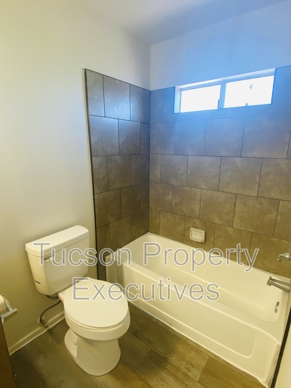 Foto del edificio - 660 S Tucson Blvd