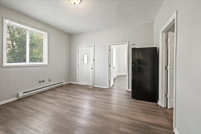 Foto del edificio - 1701 Fletcher Ave