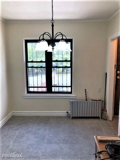 Foto del edificio - 2 br, 1 bath Townhome - 171 McDonald Ave