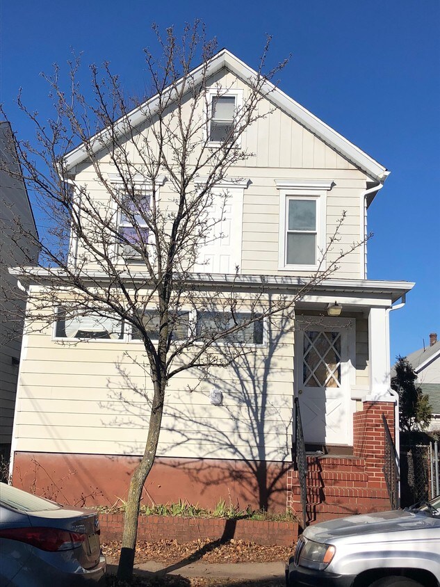 College Home in heart of Rutgers University - 45 Richardson St