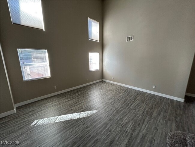 Foto del edificio - 9844 Via Delores Ave