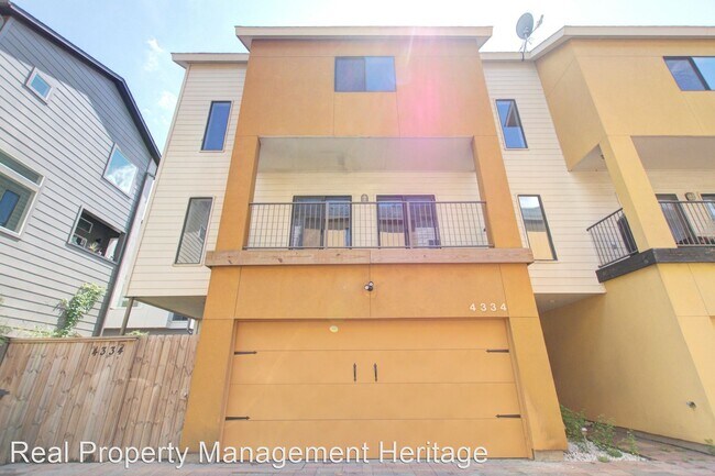 Building Photo - 2 br, 2.5 bath House - 4334 Spencer St