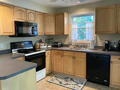 Building Photo - 872 Chestnut Tree Dr