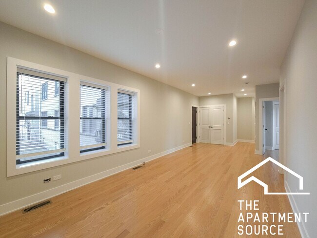 Foto del edificio - 4847 N Wolcott Ave