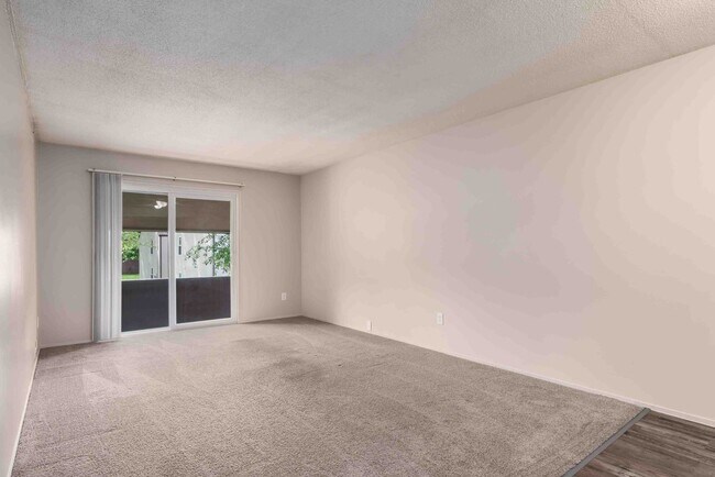 Foto del interior - Country Village Apartments