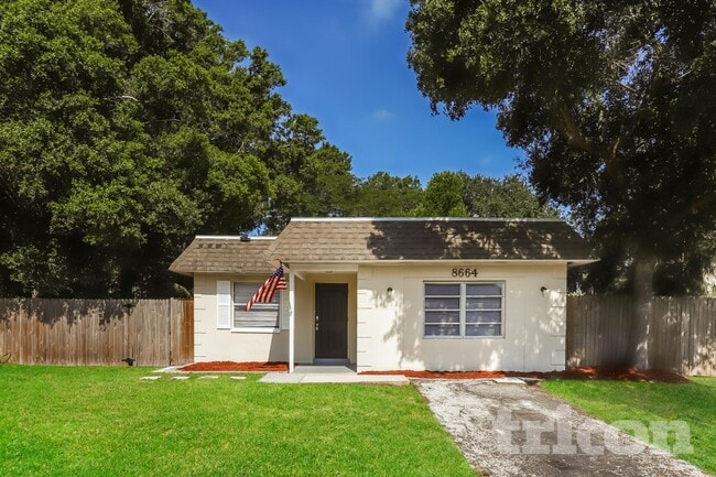 Building Photo - 8664 Mockingbird Ln