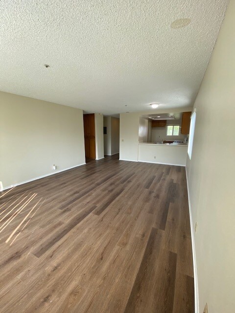 Building Photo - 8721 Belmont St