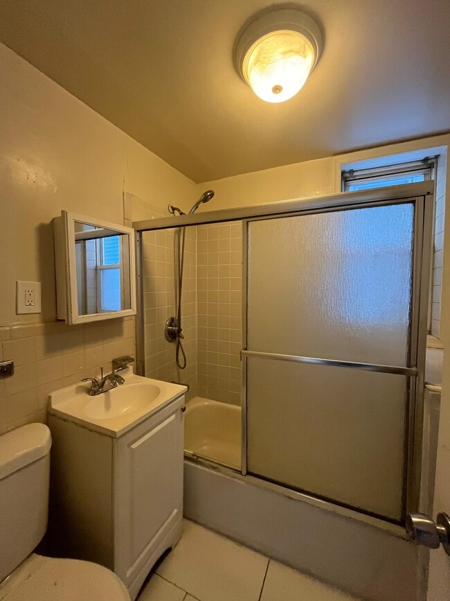 Foto del edificio - 67 W 53rd St