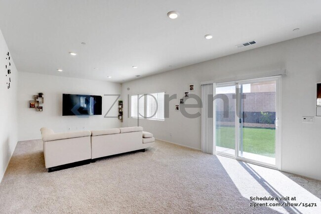 Building Photo - 13081 Sierra Madre Ct