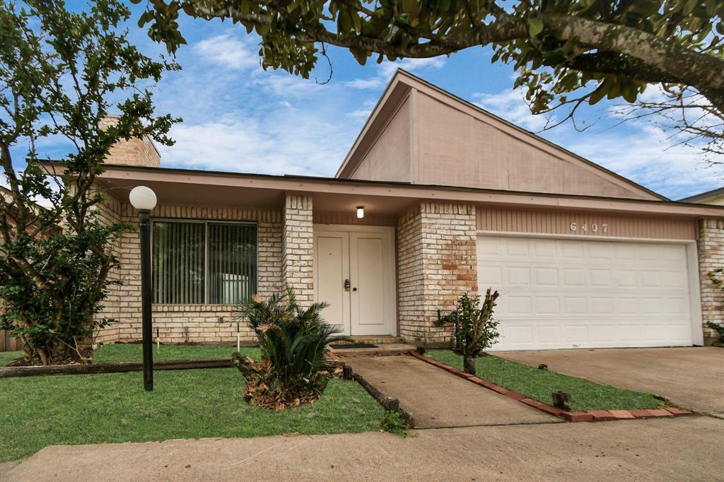Foto principal - 6407 Briar Terrace Dr