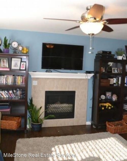 Building Photo - 5 br, 3.5 bath House - 6481 Summer Grace St