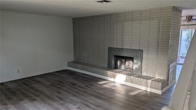 Foto del edificio - 426 Greenbriar Townhouse Way