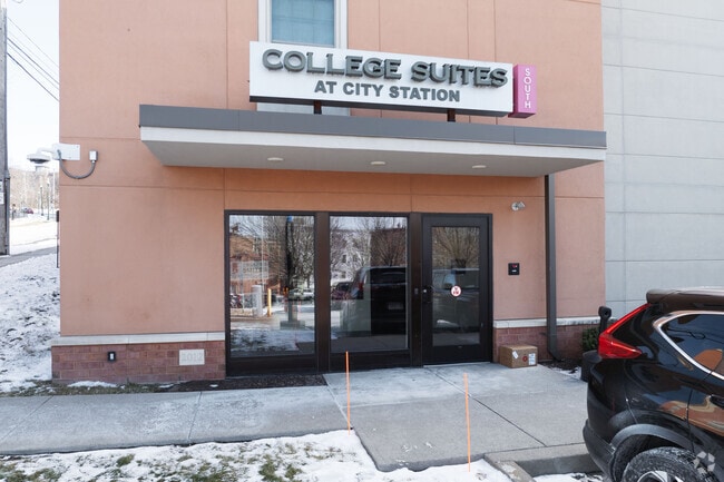 Entance - City Station South