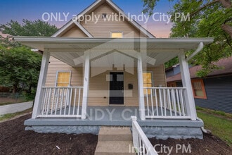 Building Photo - 117 N Riley Ave