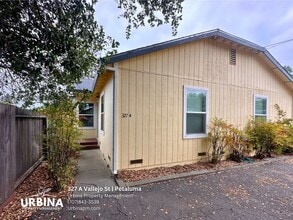 Building Photo - 327 Vallejo St