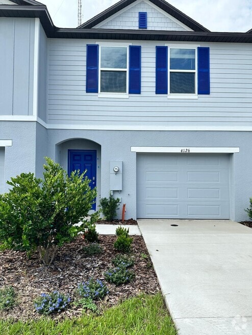 Main Entrance - 4126 Collegiate Blvd