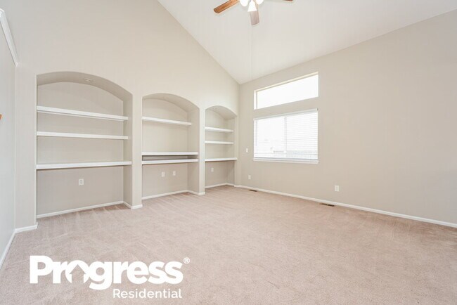 Building Photo - 801 Whispering Oak Dr