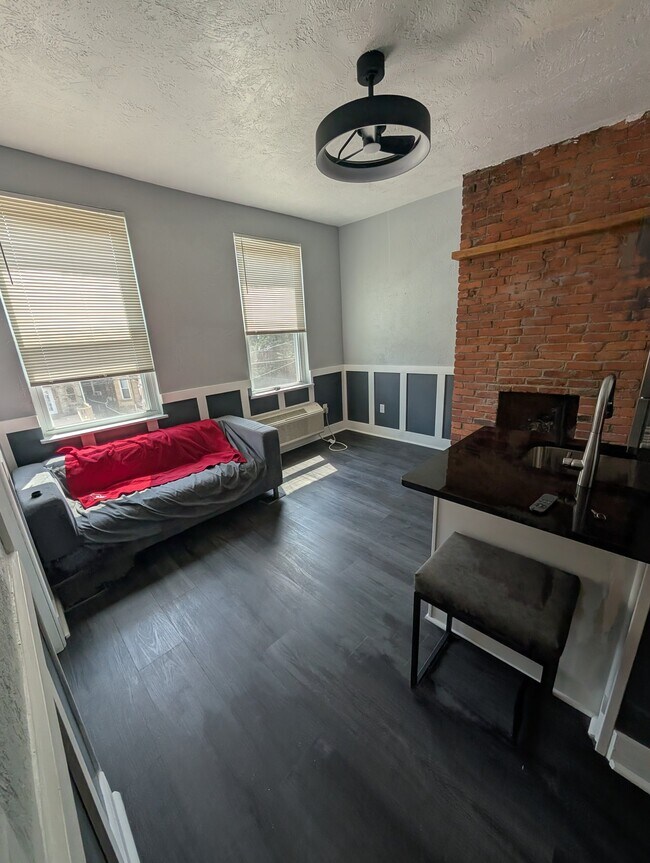 Foto del edificio - 5527 Howe St
